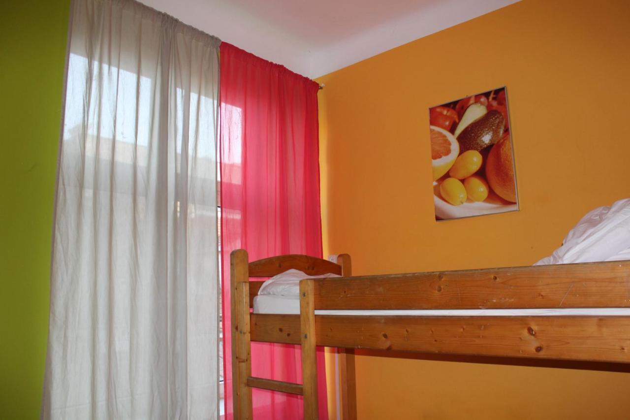 Margo Guest Rooms Krakau Exterior foto